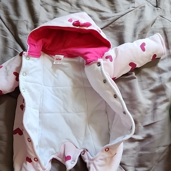 Pink winter jacket - Picture 3 of 3